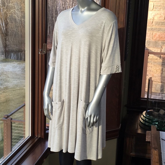 Lightweight Upscale Tee Shirt Dress - Picture 10 of 10